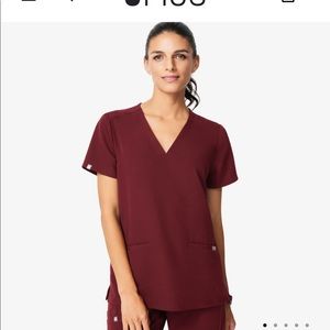 Casma Burgundy Figs Scrub Top